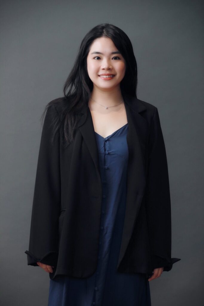 Ms. Claire Lin